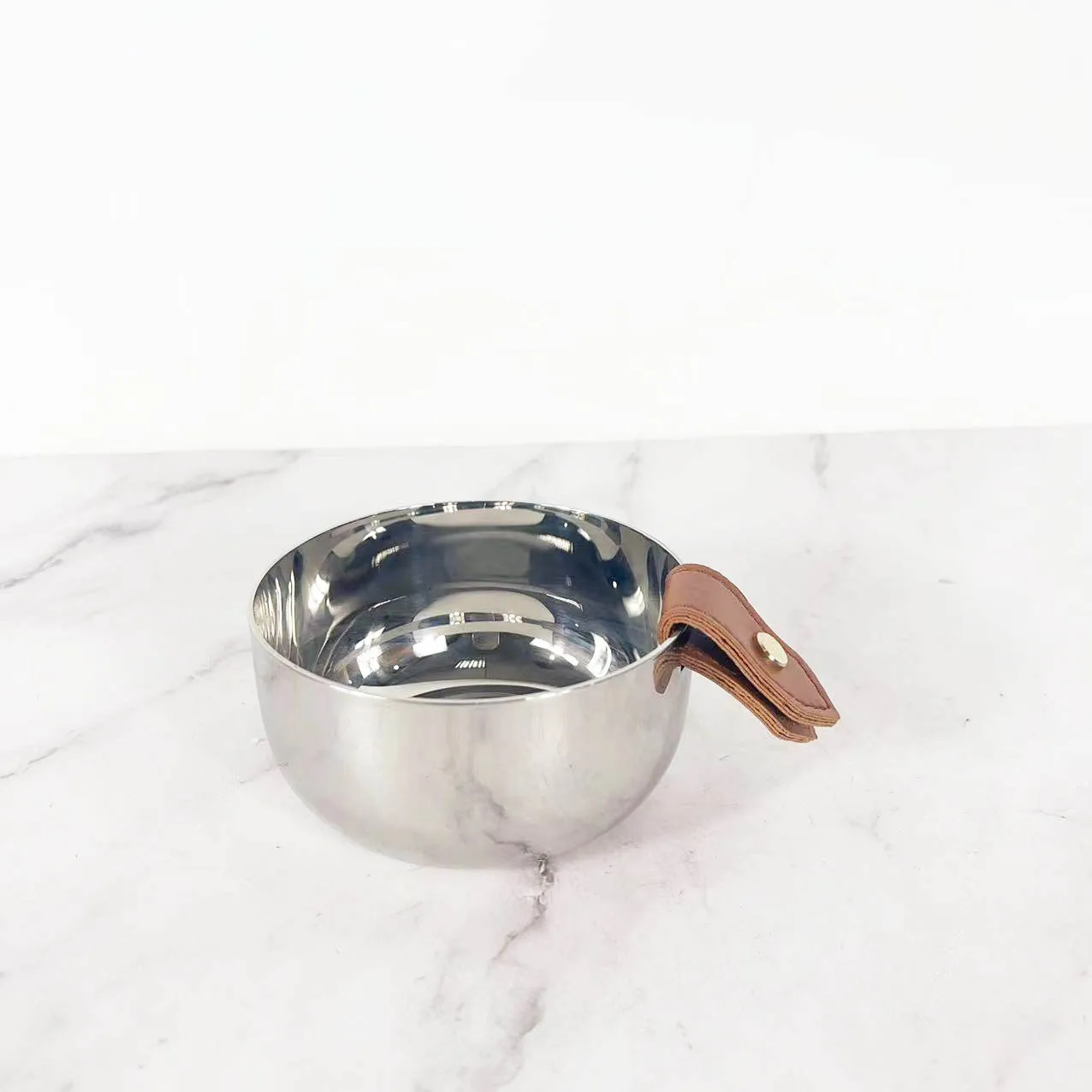 Seau à glace moderne en cuir e - Ice Bucket Silver avis et prix